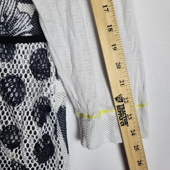 Zenergy by Chico's Size 2 Womens Large Zip Front Hooded Jacket Black White Mesh - Picture 7 of 10